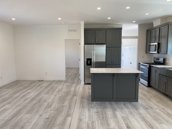 Thumbnail of mobile home lot