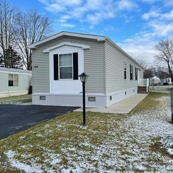 Thumbnail of mobile home