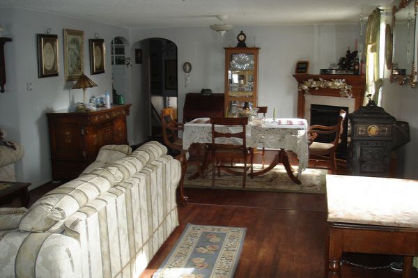 Main house living & dining