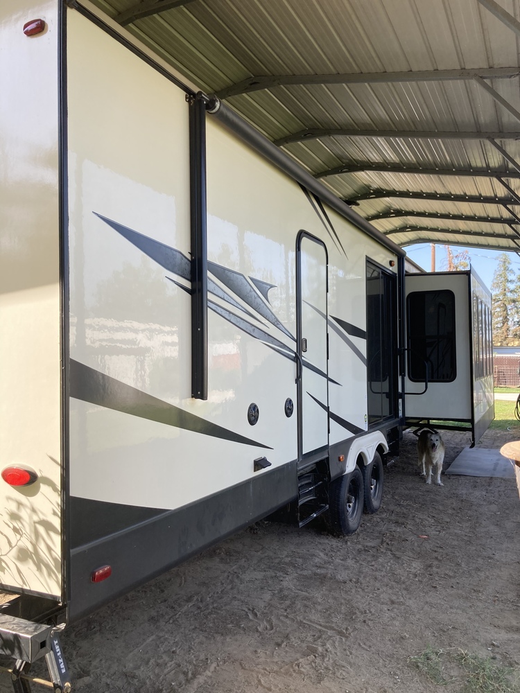 Photo of Rv