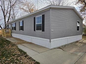 Thumbnail of mobile home