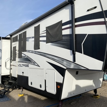 Thumbnail of RV