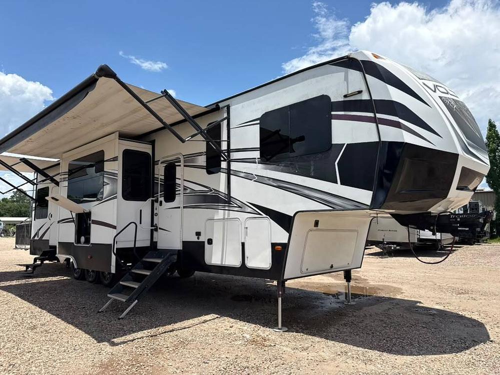 Photo of Rv