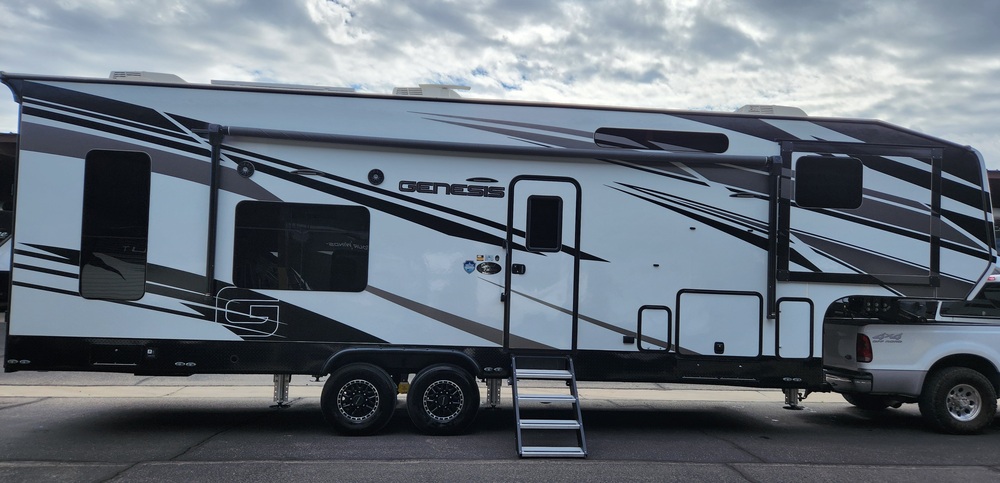 Photo of Rv