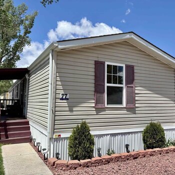 Thumbnail of mobile home