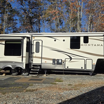Thumbnail of RV
