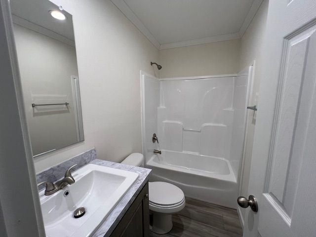 2nd Bathroom