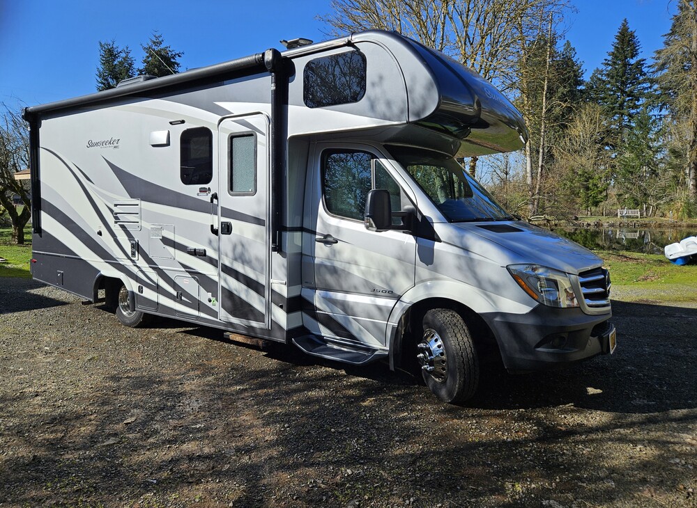 Photo of Rv