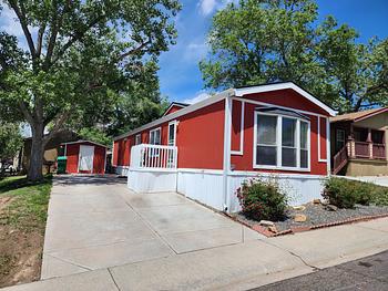 Thumbnail of mobile home