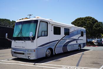 Thumbnail of RV
