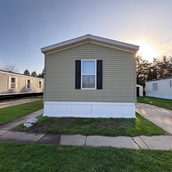 Thumbnail of mobile home