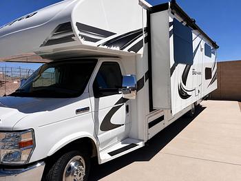 Thumbnail of RV