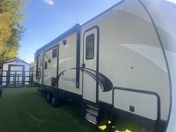 Thumbnail of RV
