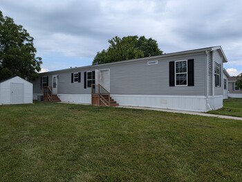 Thumbnail of mobile home