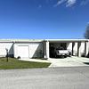 Mobile Home for Sale: Very nice 3 bedroom spacious w/ amazing views and a corner lot, Lakeland, FL