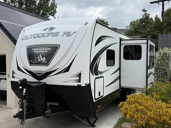 Thumbnail of RV