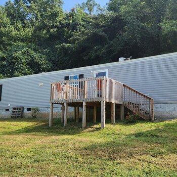 Thumbnail of mobile home