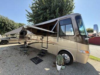 Thumbnail of RV