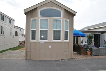Thumbnail of mobile home