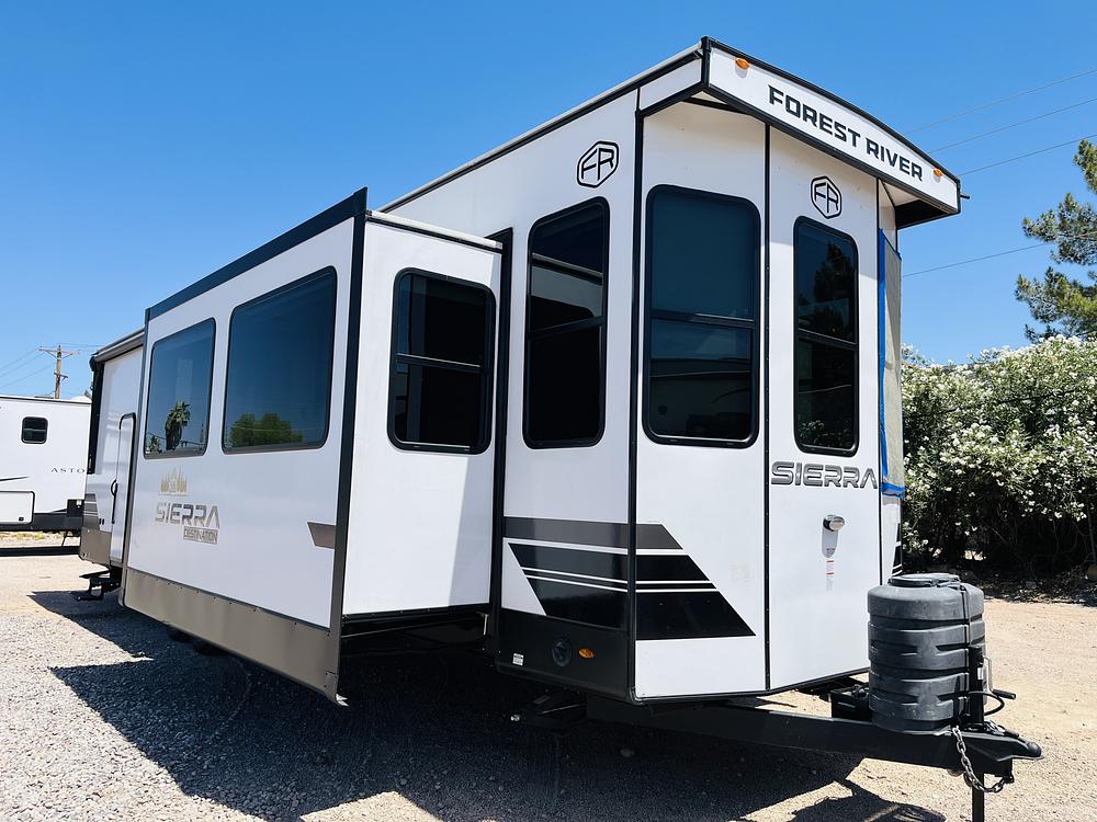 Photo of Rv