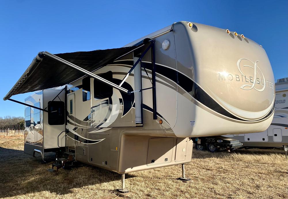 Photo of Rv