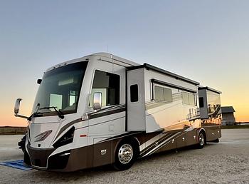 Thumbnail of RV
