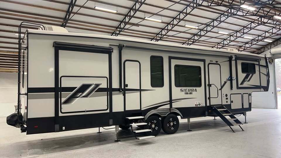 Photo of Rv
