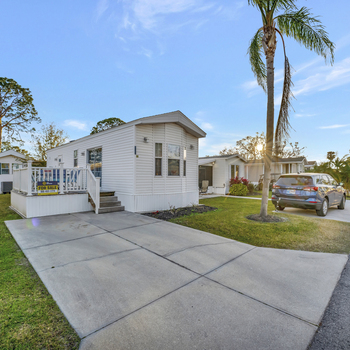 Thumbnail of mobile home