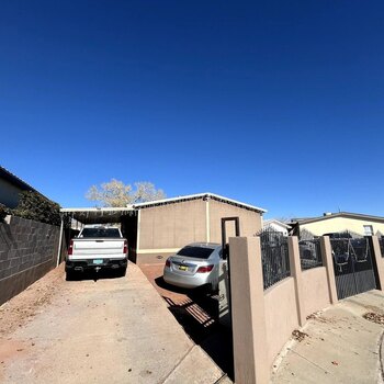 Thumbnail of mobile home