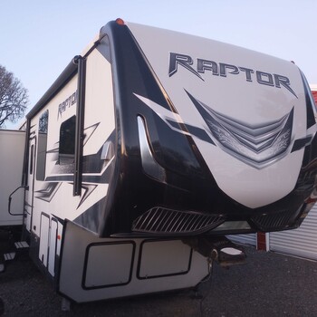 Thumbnail of RV