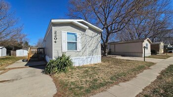 Thumbnail of mobile home