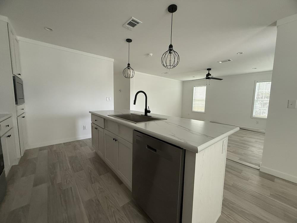 Camelot Lakes Village