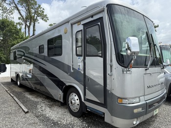 Thumbnail of RV