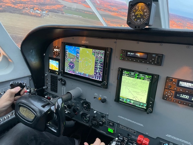 N340VC-panel.jpg