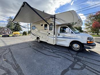 Thumbnail of RV