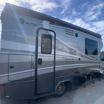 Thumbnail of RV
