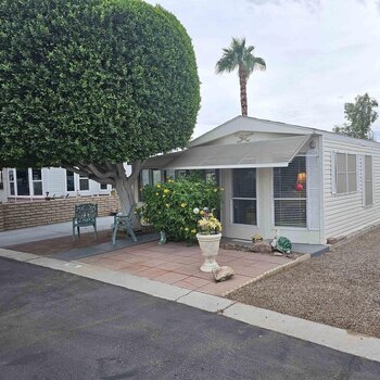Thumbnail of mobile home