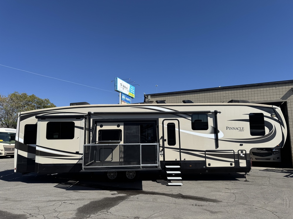 Photo of Rv