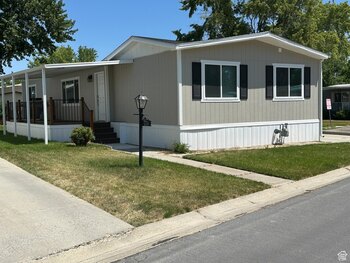Thumbnail of mobile home