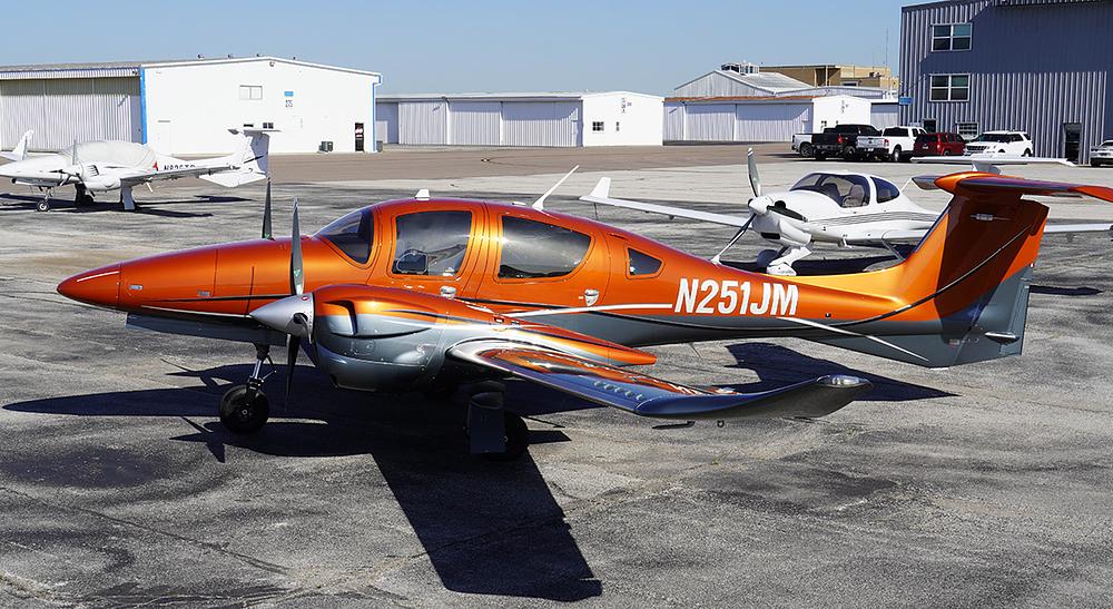 N251JM_3.jpg