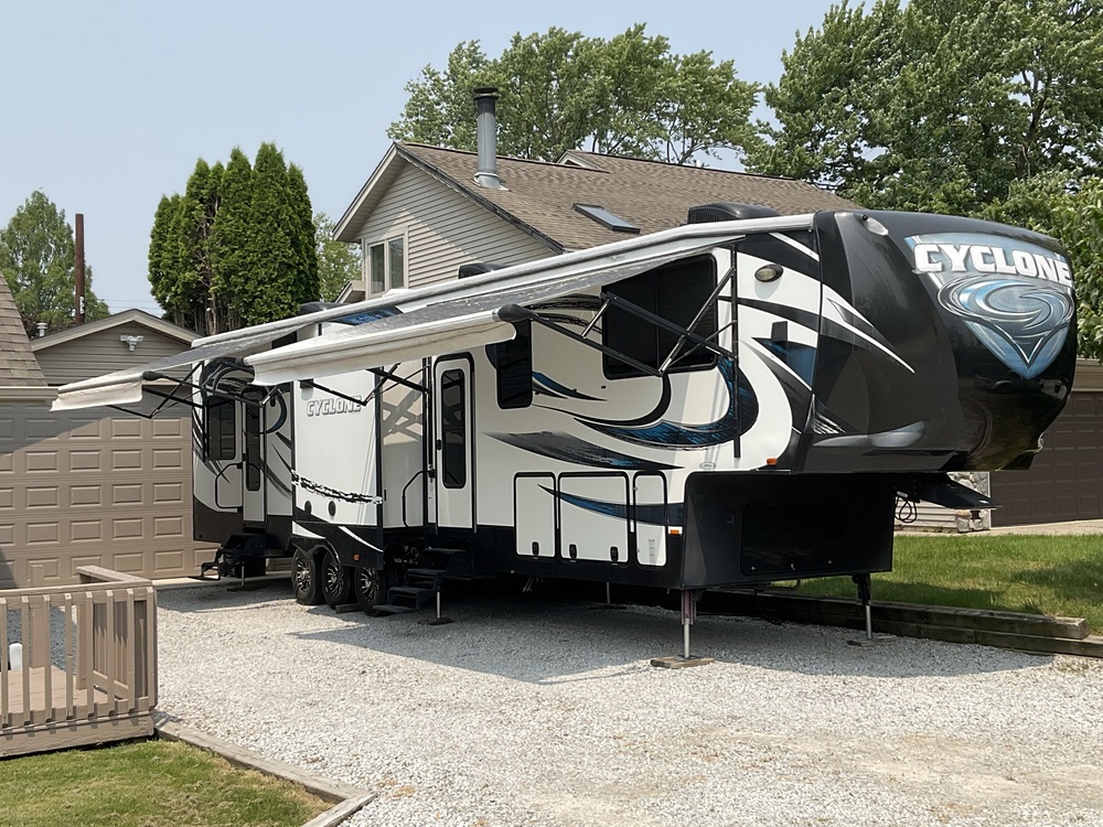 Photo of Rv