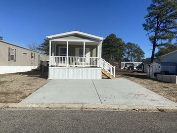 Thumbnail of mobile home