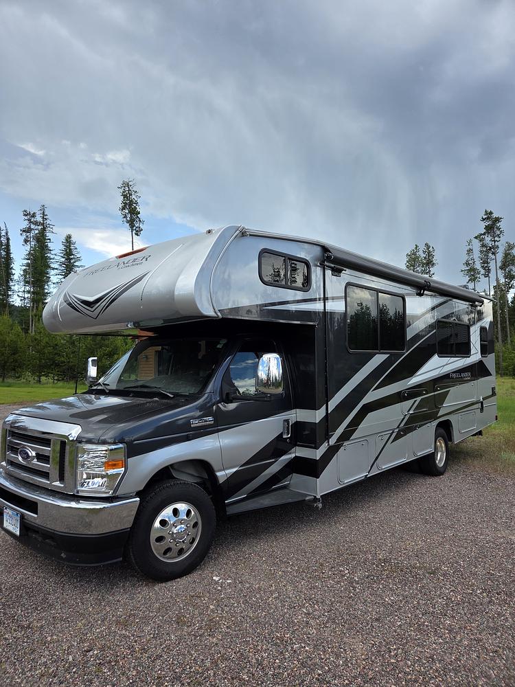 Photo of Rv
