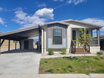 Thumbnail of mobile home