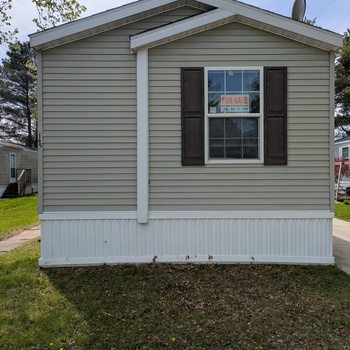 Thumbnail of mobile home