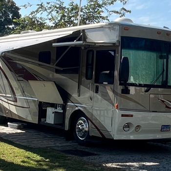 Thumbnail of RV