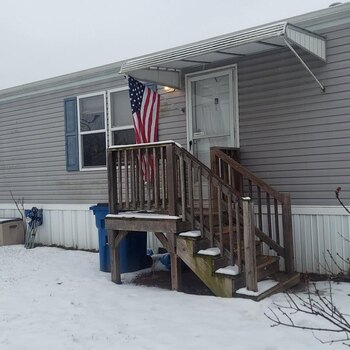 Thumbnail of mobile home