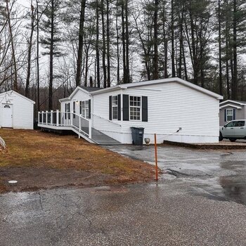 Thumbnail of mobile home