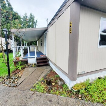 Thumbnail of mobile home