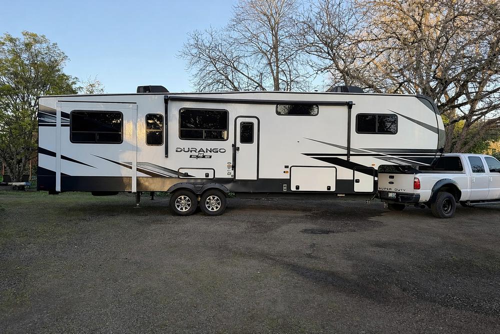 Photo of Rv